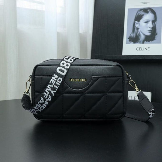 Sac bandoulière Love brodé avec bretelles simples et polyvalentes à lettres, adapté pour sacs à bandoulière extérieur